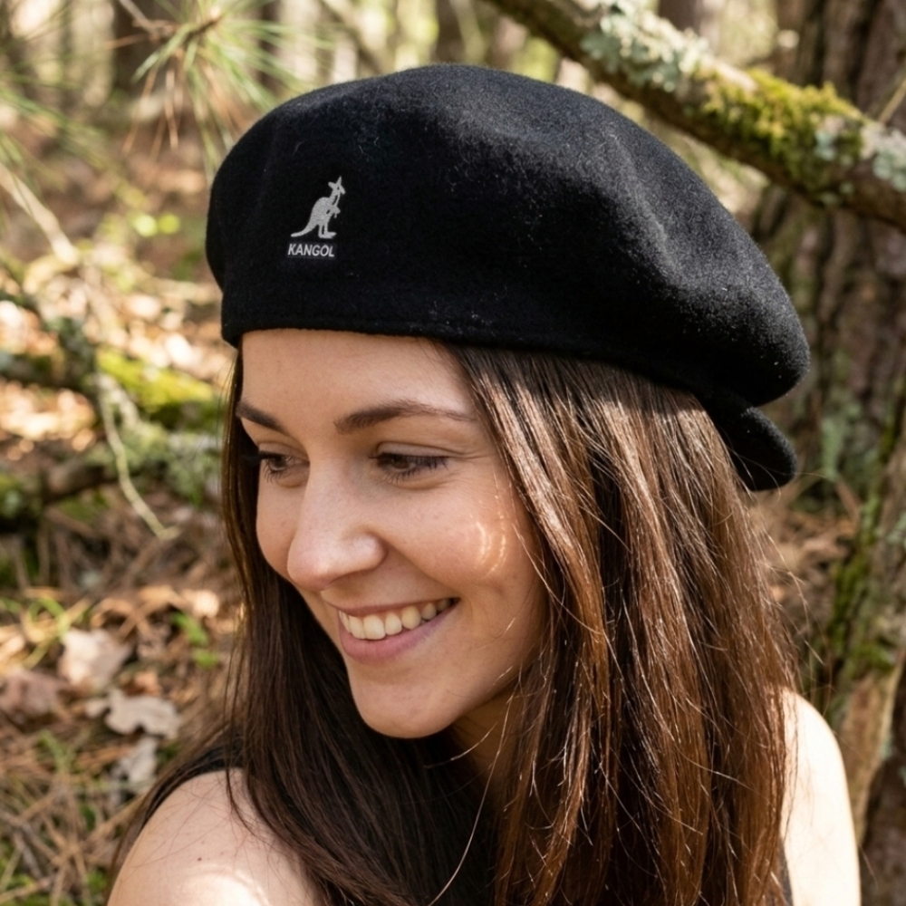 🖤 Kangol blue Spitfire in Black Wool M